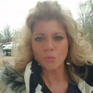 Meet your Posher, Bethany